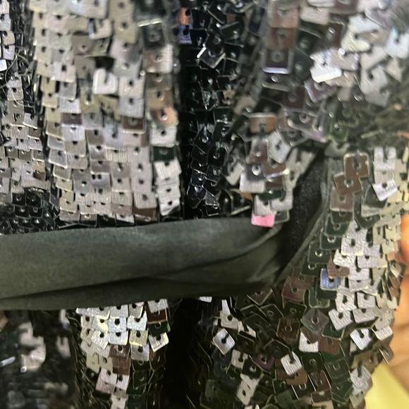 Diane von Furstenberg Veruca Sequin Wrap Dress - SZ 4, Navy Blue, Silk - Picture 7 of 7